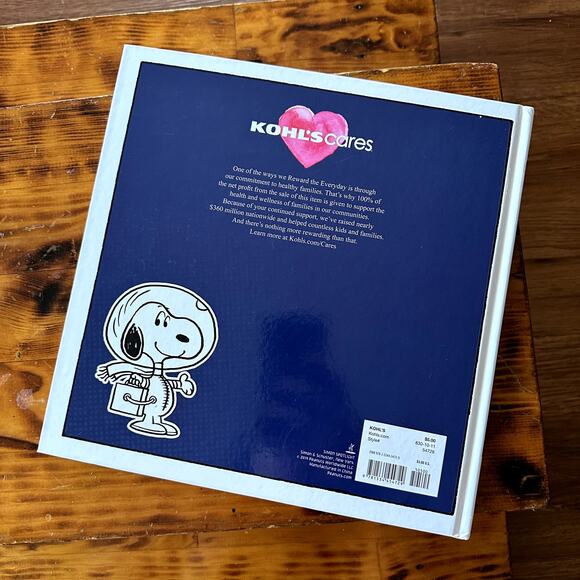 Peanuts Shoot For The Moon Snoopy Hardcover Book - Picture 6 of 7